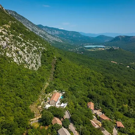 Mare Monti * Drivenik