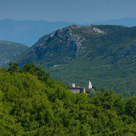 Mare Monti Villa Drivenik