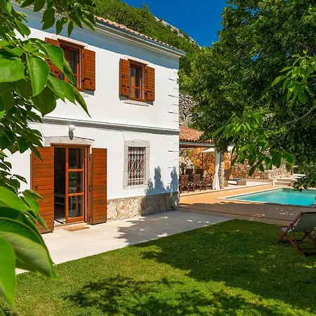 Villa Mare Monti Drivenik