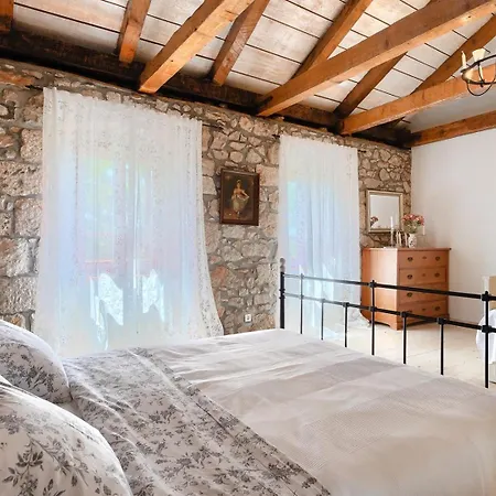 Mare Monti * Drivenik